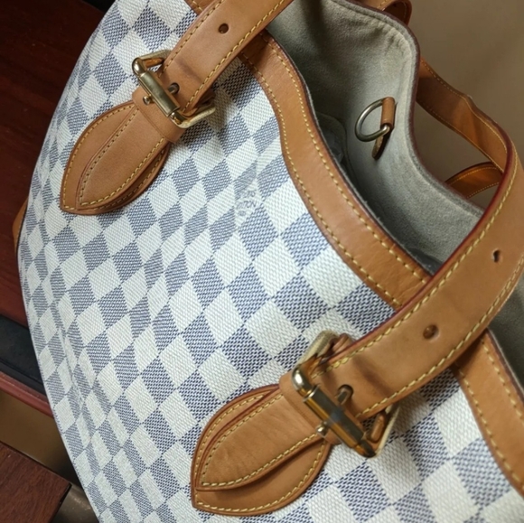 Auth Louis Vuitton Azur Hampstead MM adjustable straps - Picture 3 of 12